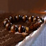Tibetan Natural Nine-Eye Dzi Bead Agate Wealth Blessings Bracelet - Image 2