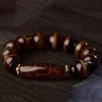 Tibetan Natural Nine-Eye Dzi Bead Agate Wealth Blessings Bracelet - Image 4