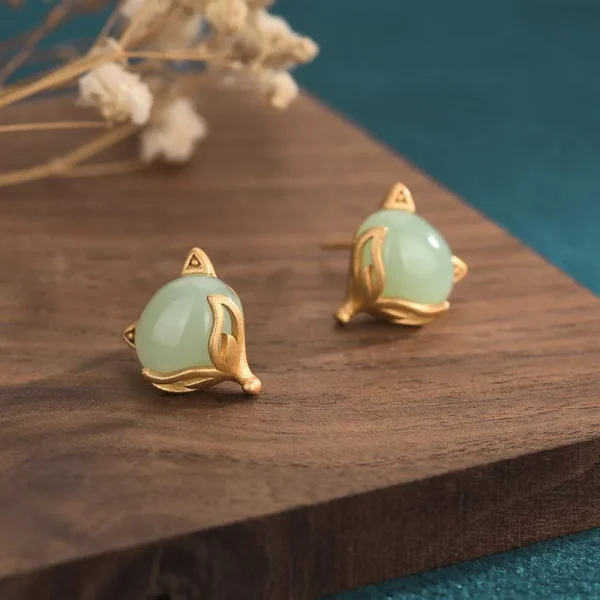 Feng shui jade luck prosperity earrings, detailed feng shui jade design